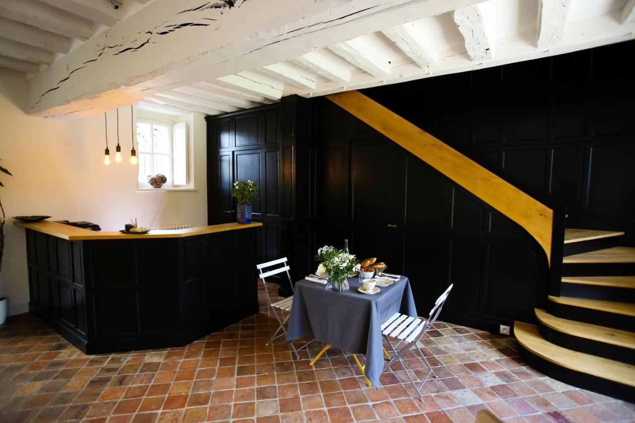 L'Atelier Apartment Saint-Denis-sur-Loire ภายนอก รูปภาพ