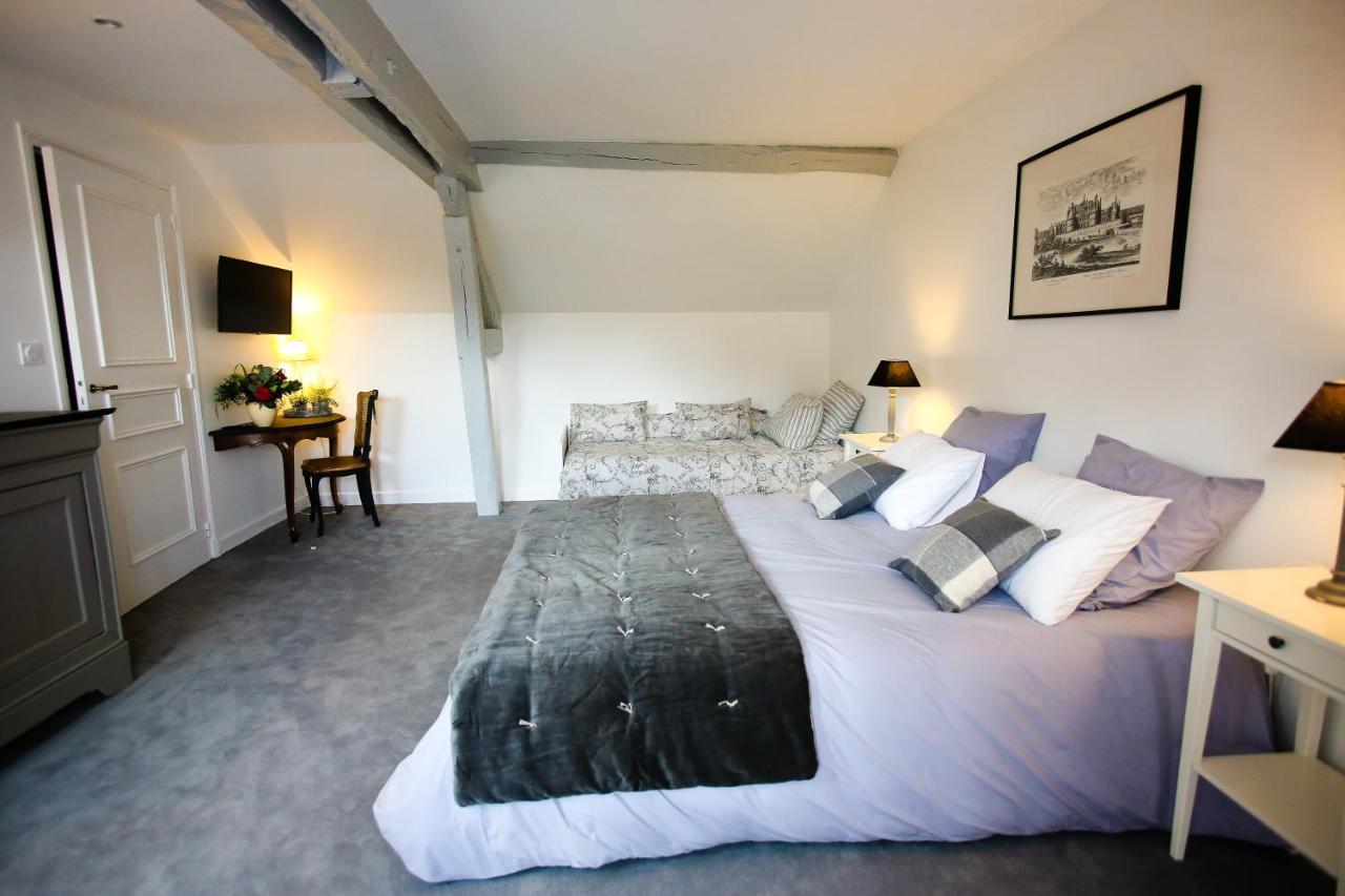 L'Atelier Apartment Saint-Denis-sur-Loire ภายนอก รูปภาพ