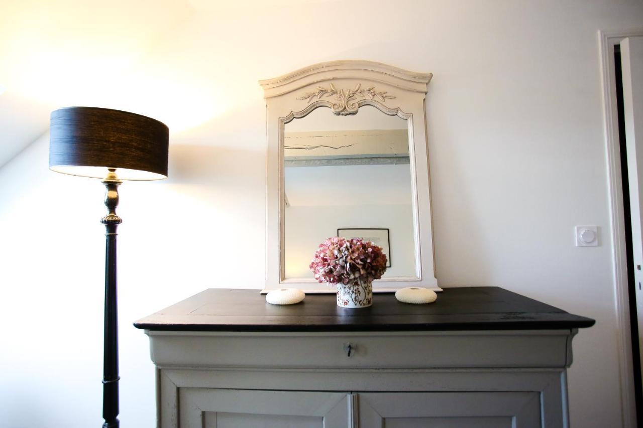 L'Atelier Apartment Saint-Denis-sur-Loire ภายนอก รูปภาพ