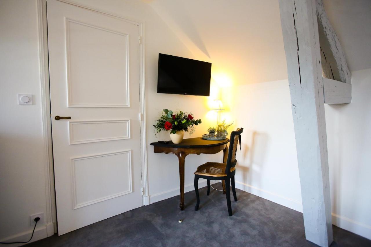 L'Atelier Apartment Saint-Denis-sur-Loire ภายนอก รูปภาพ