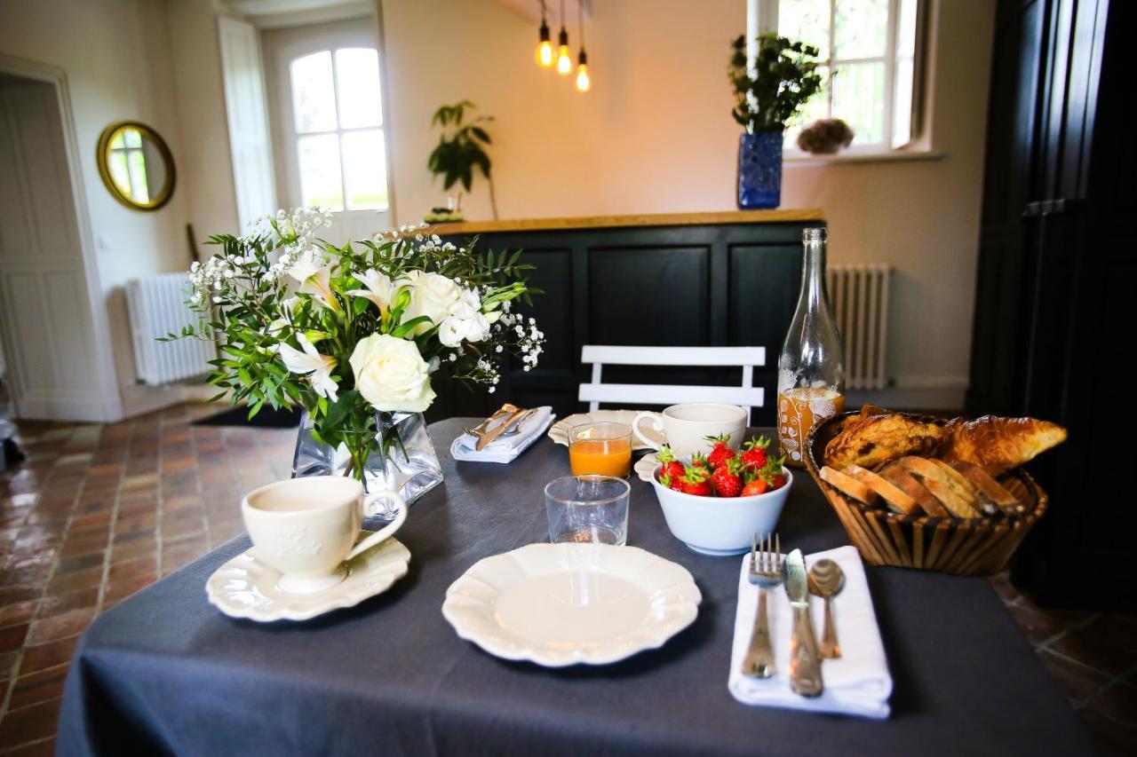 L'Atelier Apartment Saint-Denis-sur-Loire ภายนอก รูปภาพ