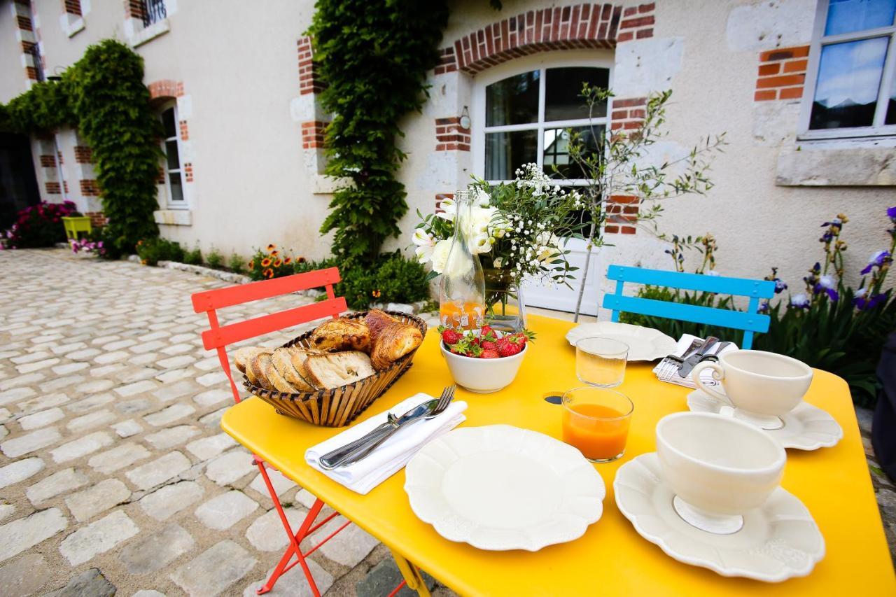 L'Atelier Apartment Saint-Denis-sur-Loire ภายนอก รูปภาพ