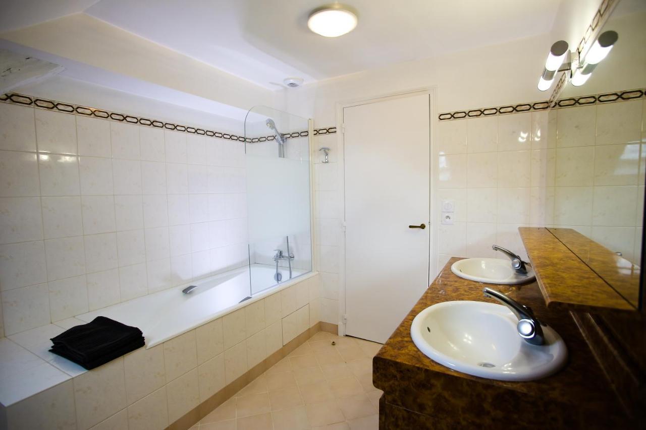 L'Atelier Apartment Saint-Denis-sur-Loire ภายนอก รูปภาพ